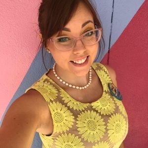 Meet your Posher, Anna